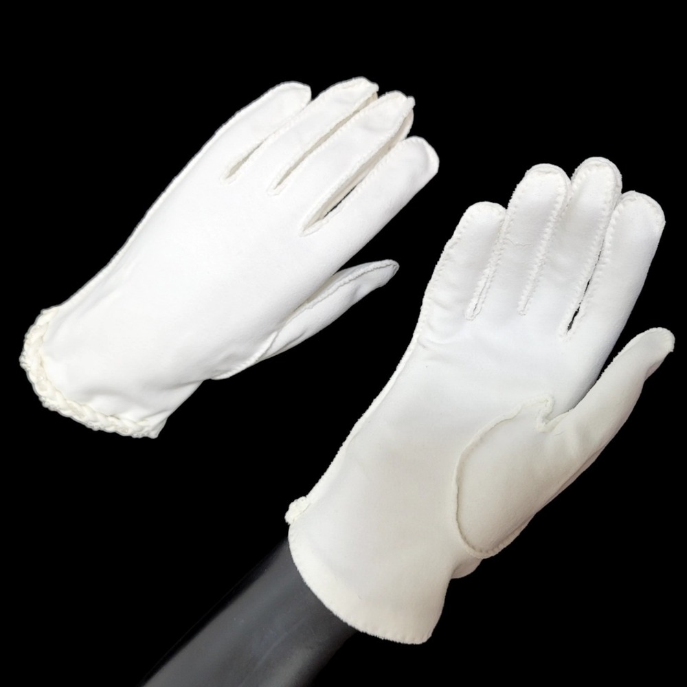 Vintage White Beaded Trim Formal Wrist Gloves Japanese Sourced Wedding Tea Party